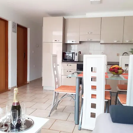 Apartment Lastovka
