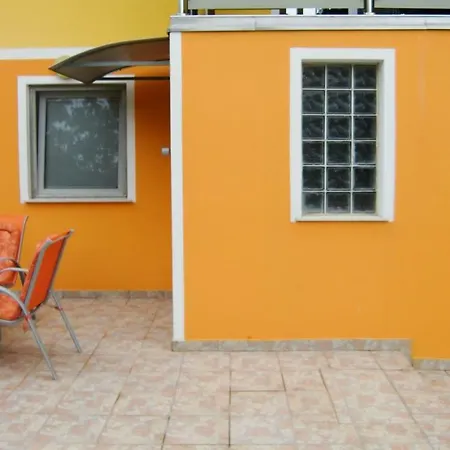 Lastovka Apartment *