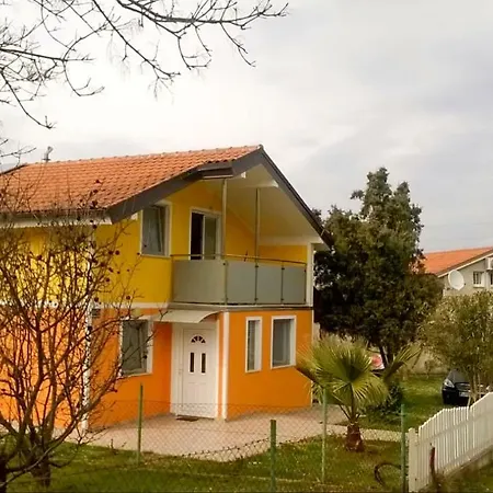 Lastovka Apartment